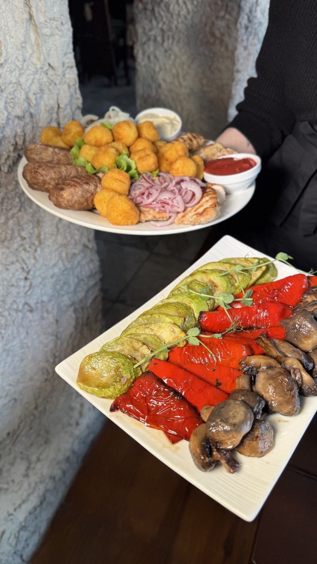 Гриль-меню Lovelia: овочі гриль та м'ясне плато